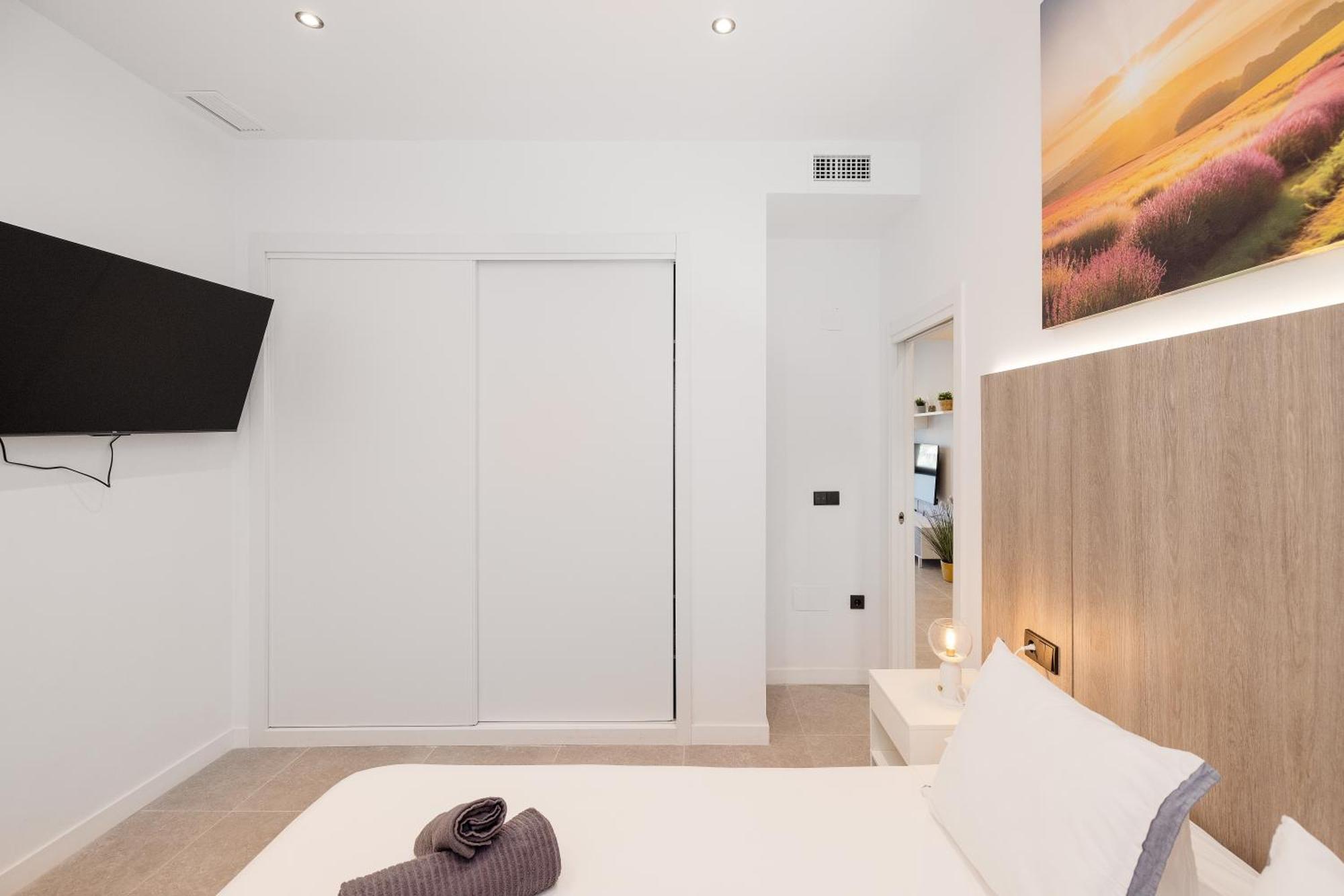 Apartamentos Turisticos Playa Marinsa Torre Del Mar Eksteriør billede